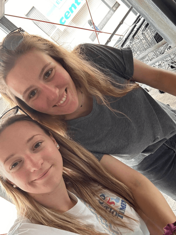 B- Juniorinnen (U17)-Mädchenfussball im kreis reutlingen Trainerinnen B- Juniorinnen SKV Eningen